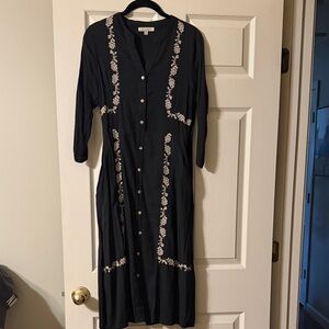Polagram Black Long Sleeve Dress with Floral Embroidery